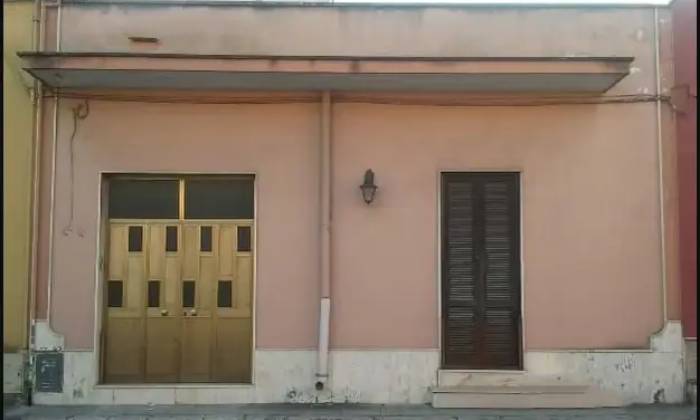 Casa indipendente in Via Lecce, Squinzano
