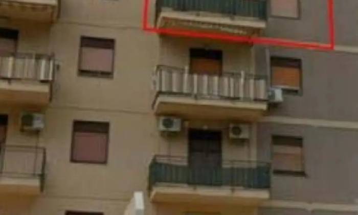 Appartamento in Via Olindo Guerrini, Palermo
