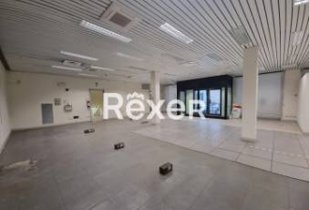 Rexer-ROBECCHETTO-CON-INDUNO-Ex-filiale-bancaria-ai-piani-terra-e-interrato-Altro