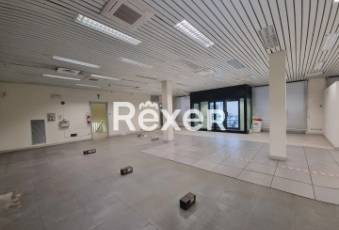 Rexer-ROBECCHETTO-CON-INDUNO-Ex-filiale-bancaria-ai-piani-terra-e-interrato-Altro