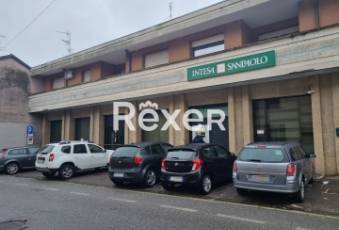 Rexer-ROBECCHETTO-CON-INDUNO-Ex-filiale-bancaria-ai-piani-terra-e-interrato-Terrazzo
