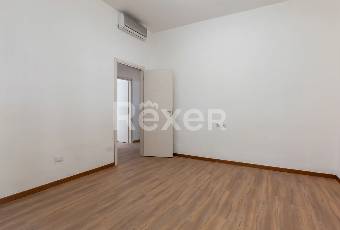 Rexer-Milano-Trilocale-doppi-servizi-ristrutturato-a-nuovo-Altro